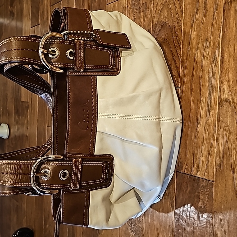 Coach purse M1020-F15045